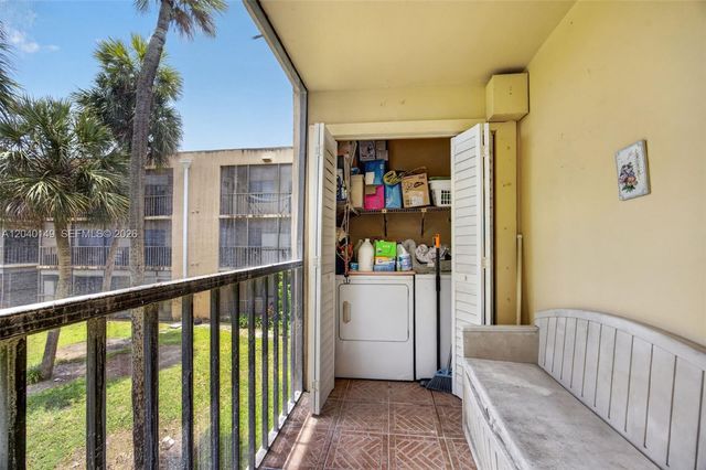 8415 SW 107th Avenue 240W, Miami, FL 33173