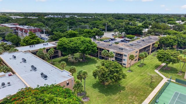 8415 SW 107th Avenue 240W, Miami, FL 33173