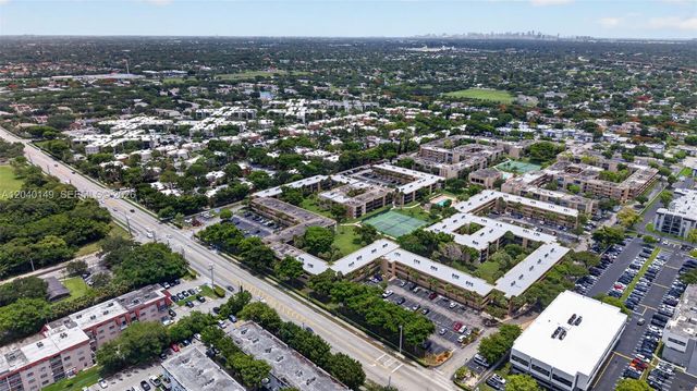 8415 SW 107th Avenue 240W, Miami, FL 33173