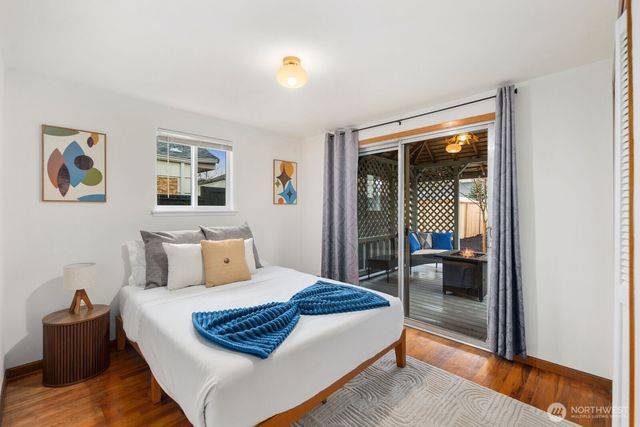 2321 NE 128th Street, Seattle, WA 98125