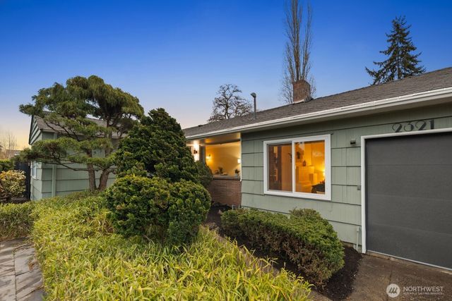 2321 NE 128th Street, Seattle, WA 98125