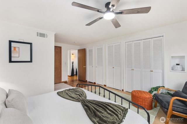 2321 NE 128th Street, Seattle, WA 98125