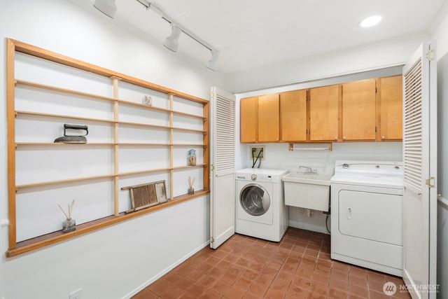 2321 NE 128th Street, Seattle, WA 98125