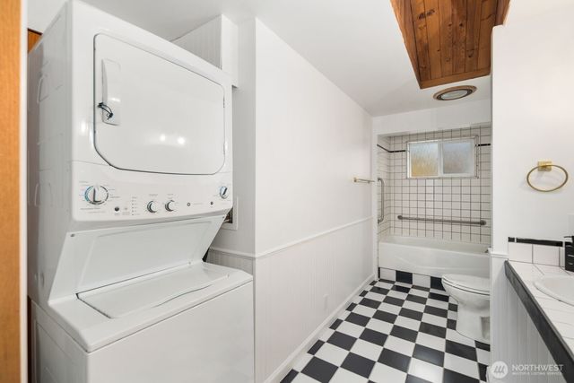 2321 NE 128th Street, Seattle, WA 98125