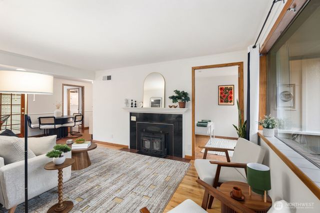 2321 NE 128th Street, Seattle, WA 98125