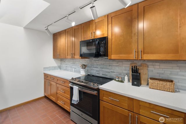 2321 NE 128th Street, Seattle, WA 98125