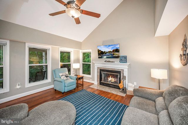 27 TAMARACK TER, Mineral, VA 23117