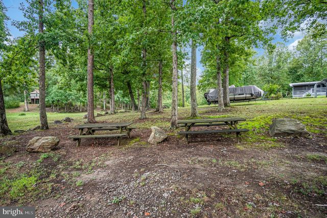 27 TAMARACK TER, Mineral, VA 23117