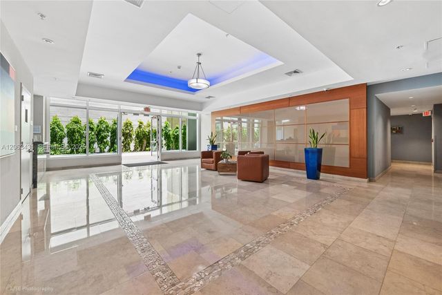 3180 SW 22nd Ter 601, Miami, FL 33145