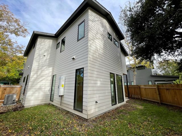 1309 Palo Duro RD 1, Austin, TX 78757