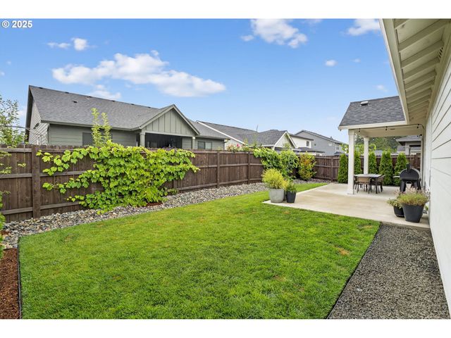 826 Se 37TH St, Battle Ground, WA 98604