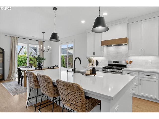 826 Se 37TH St, Battle Ground, WA 98604