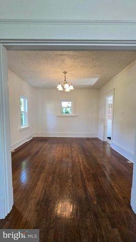 120 W WHITLOCK AVE, Winchester, VA 22601