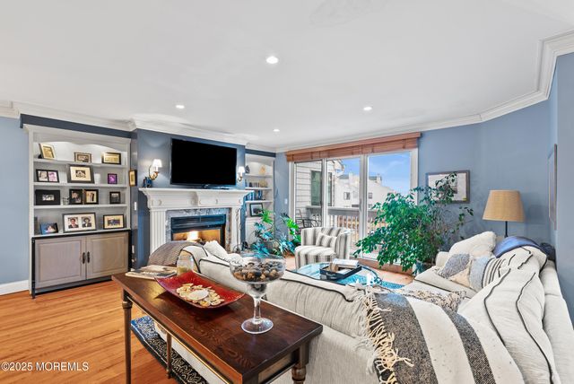 210 Ashley Avenue, Brielle, NJ 08730