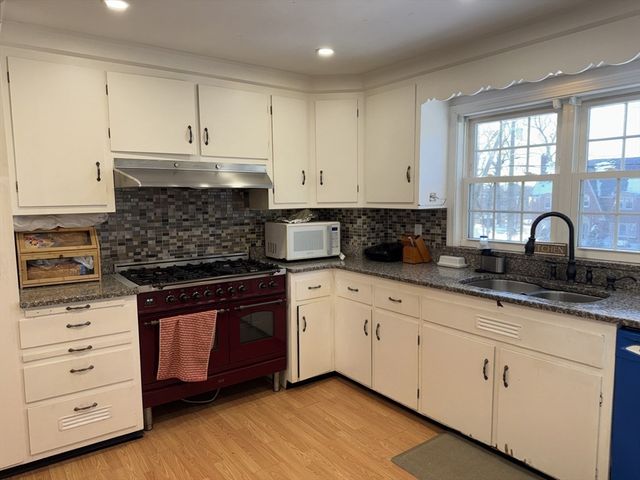 100 Lawrence Street, Gardner, MA 01440