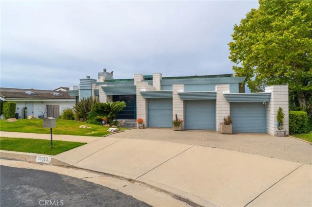 30003 Via Victoria, Rancho Palos Verdes, CA 90275