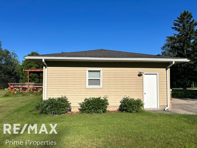 1444 Carrigan Court, Mount Morris, MI 48458