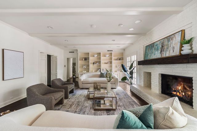 11739 Wood Lane, Houston, TX 77024