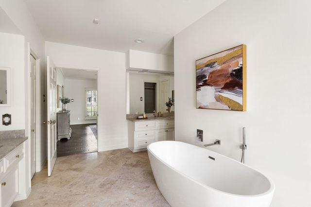 11739 Wood Lane, Houston, TX 77024