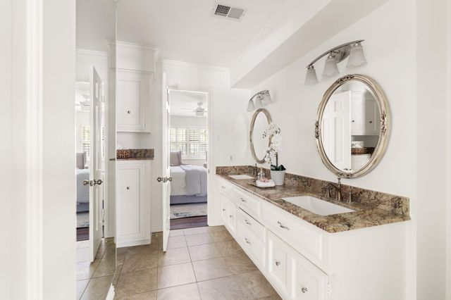 11739 Wood Lane, Houston, TX 77024