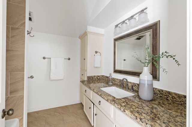 11739 Wood Lane, Houston, TX 77024