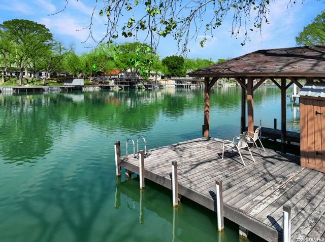 232 LAGUNA RIO, Seguin, TX 78155