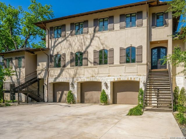 232 LAGUNA RIO, Seguin, TX 78155