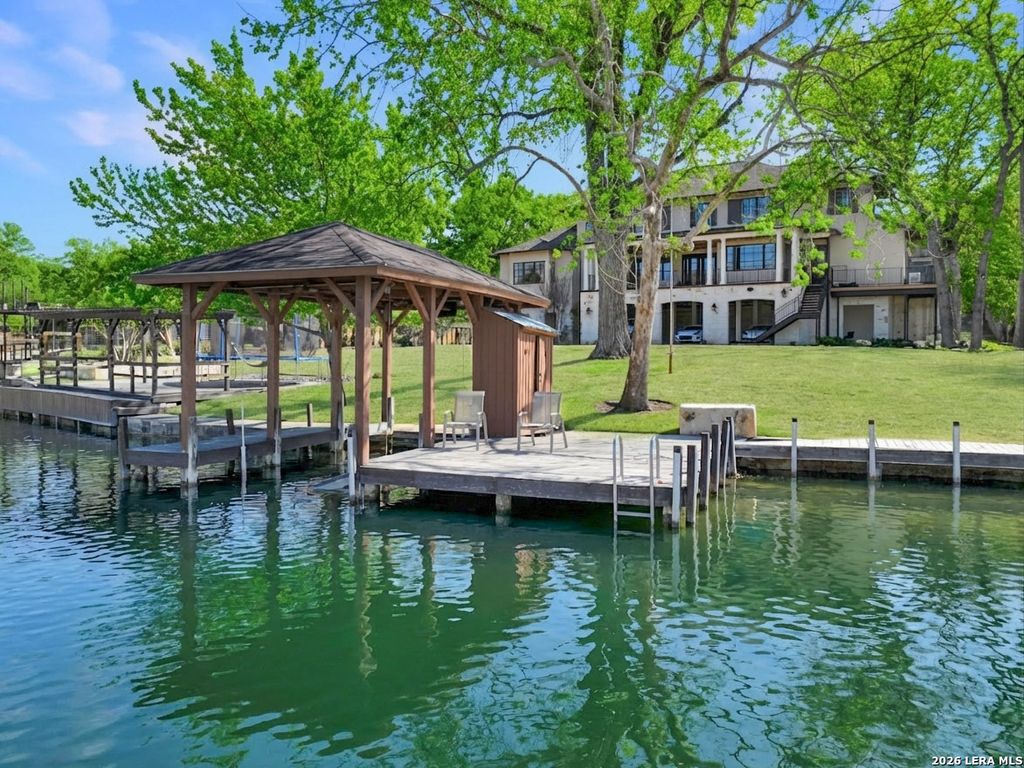 232 LAGUNA RIO, Seguin, TX 78155