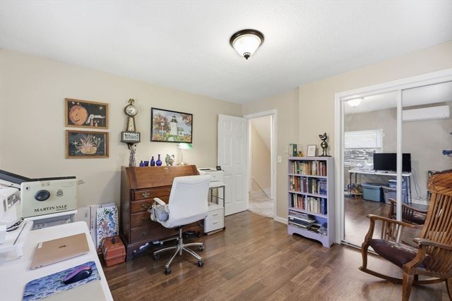 12 Knollwood Rd, Southwick, MA 01077