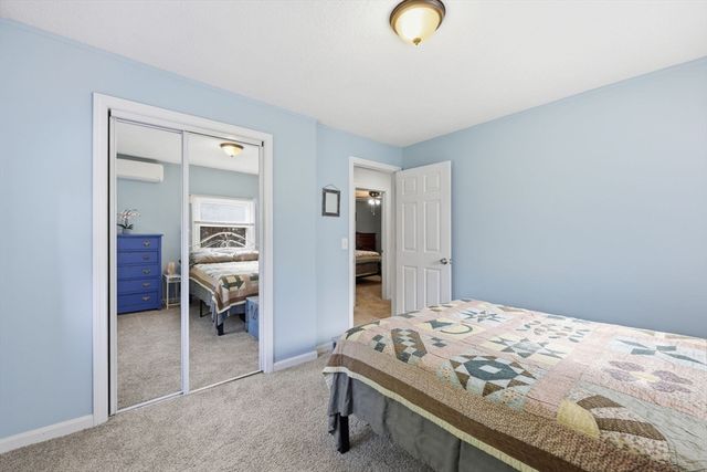 12 Knollwood Rd, Southwick, MA 01077