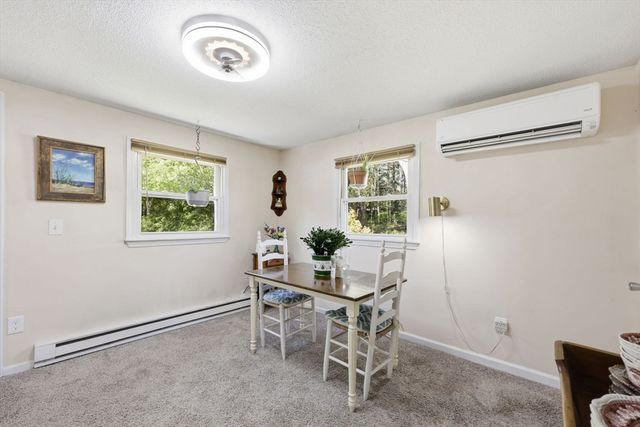 12 Knollwood Rd, Southwick, MA 01077