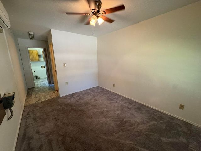 2754 N Pierce Avenue, Springfield, MO 65803