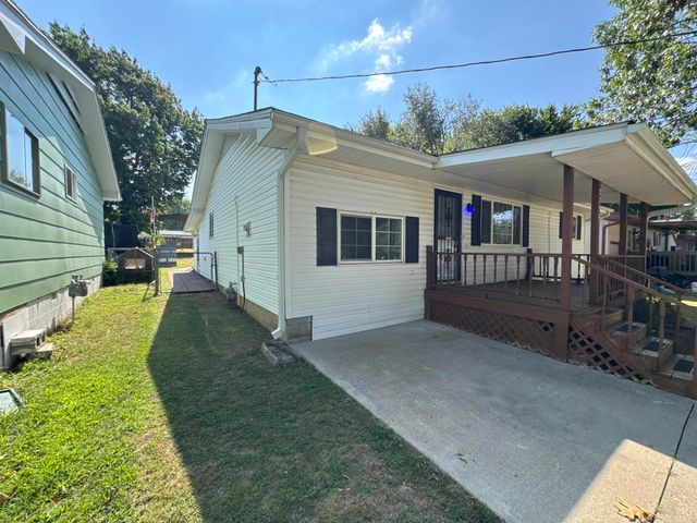 2754 N Pierce Avenue, Springfield, MO 65803