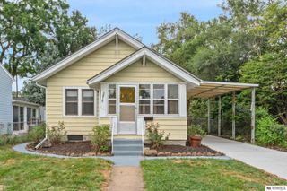 5610 Dorcas Street, Omaha, NE 68106