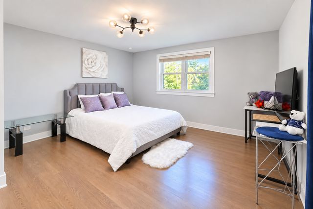 6621 N Kolmar Avenue, Lincolnwood, IL 60712