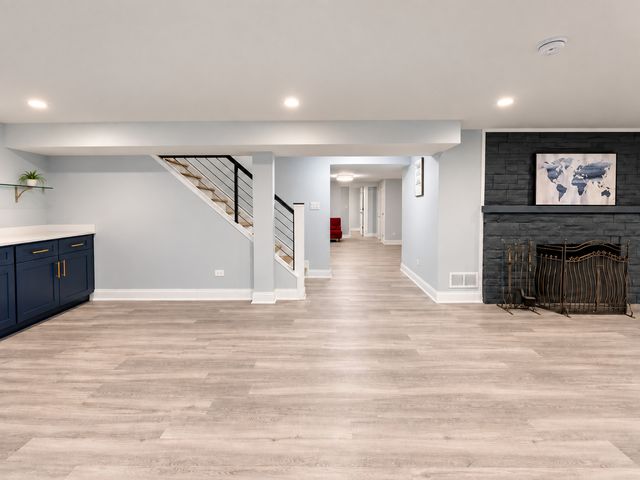 6621 N Kolmar Avenue, Lincolnwood, IL 60712