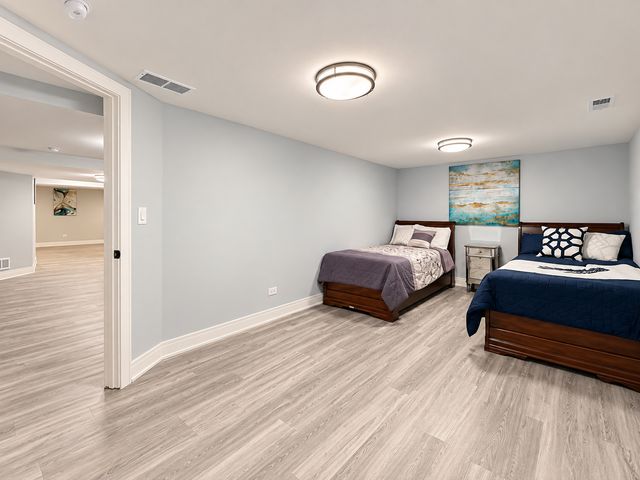 6621 N Kolmar Avenue, Lincolnwood, IL 60712