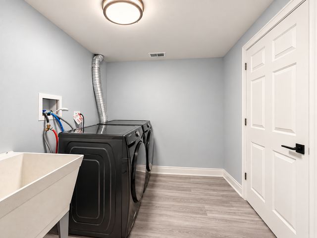 6621 N Kolmar Avenue, Lincolnwood, IL 60712