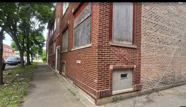 1114-1120 W 80th Street, Chicago, IL 60620