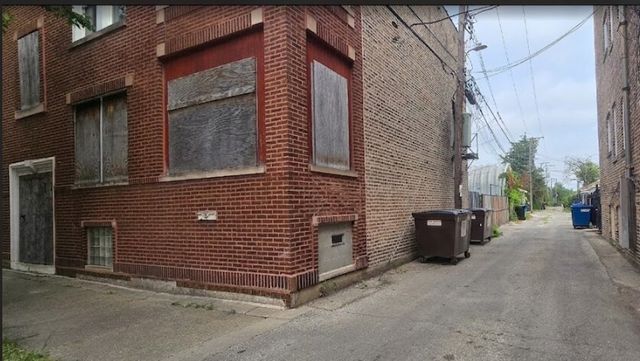 1114-1120 W 80th Street, Chicago, IL 60620