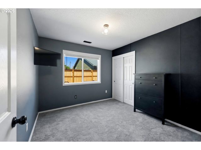 554 Sw 12TH Cir, Troutdale, OR 97060