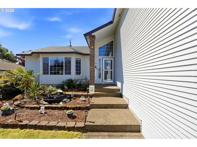 554 Sw 12TH Cir, Troutdale, OR 97060