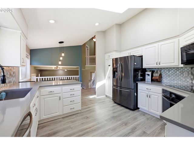 554 Sw 12TH Cir, Troutdale, OR 97060