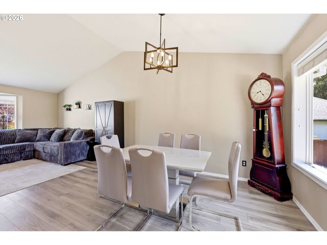 554 Sw 12TH Cir, Troutdale, OR 97060