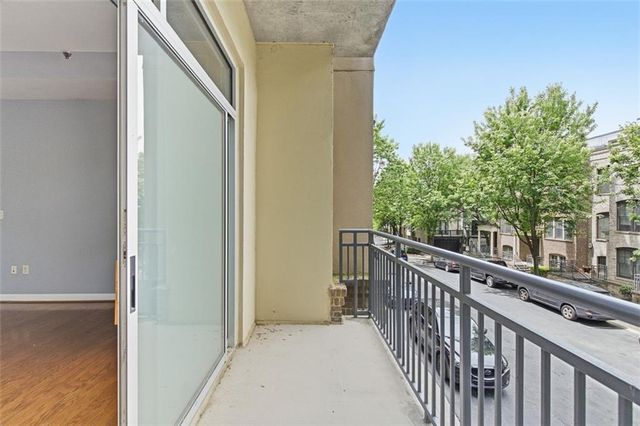 711 Cosmopolitan Drive NE 213, Atlanta, GA 30324