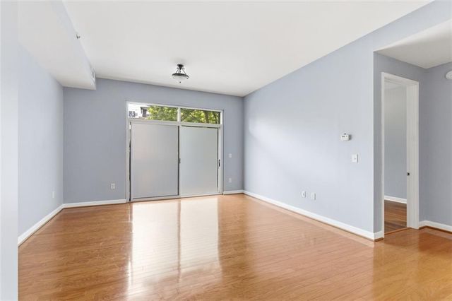 711 Cosmopolitan Drive NE 213, Atlanta, GA 30324