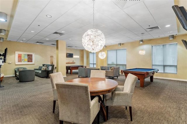 711 Cosmopolitan Drive NE 213, Atlanta, GA 30324
