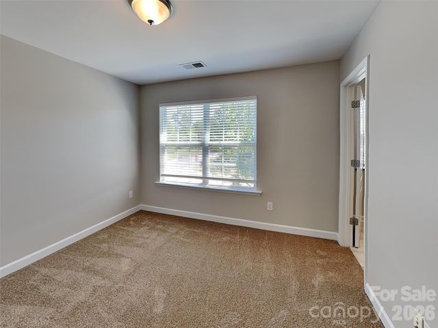 11206 Scottsman Trace Drive, Charlotte, NC 28273