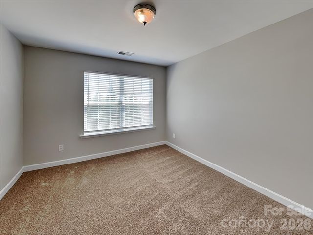 11206 Scottsman Trace Drive, Charlotte, NC 28273