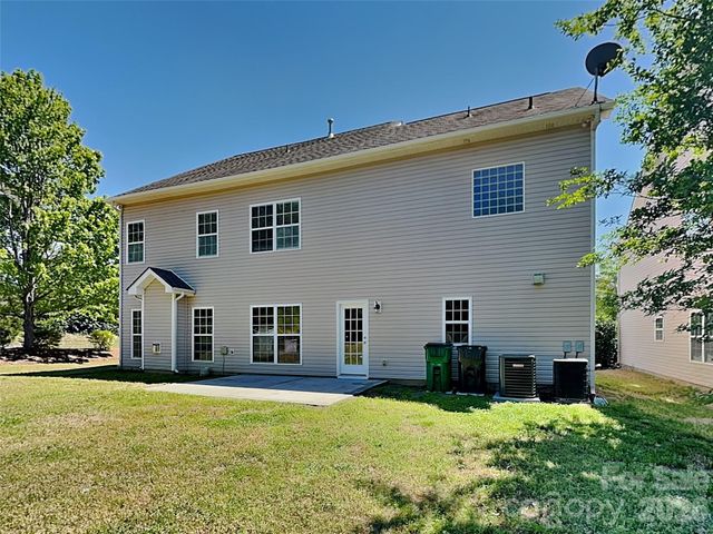 11206 Scottsman Trace Drive, Charlotte, NC 28273